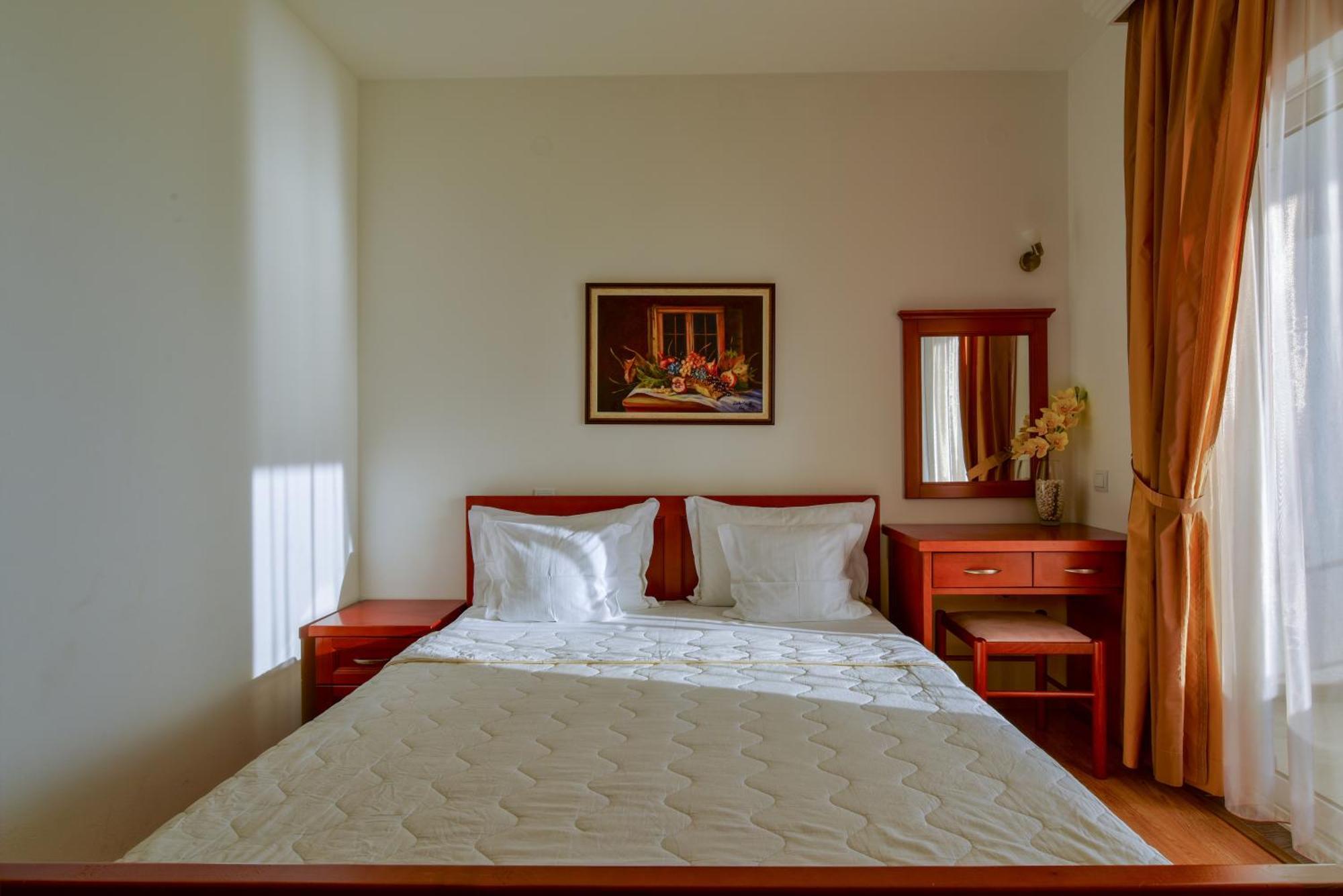 Apartments Leut 스베티스테판 외부 사진
