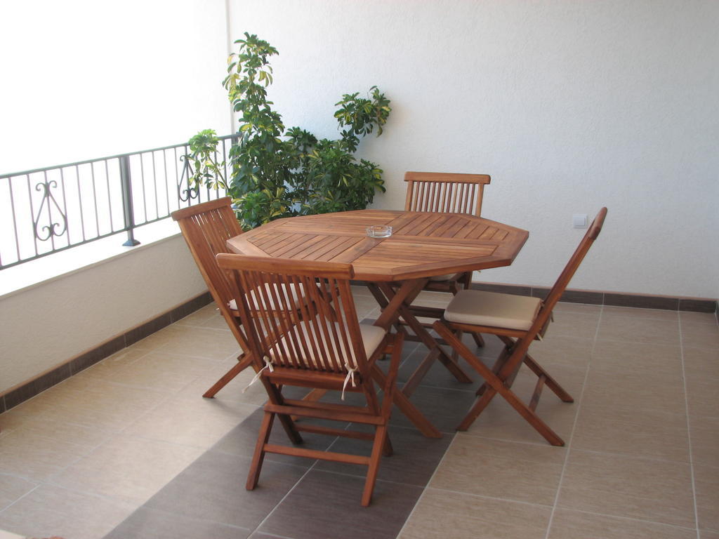 Apartments Leut 스베티스테판 객실 사진