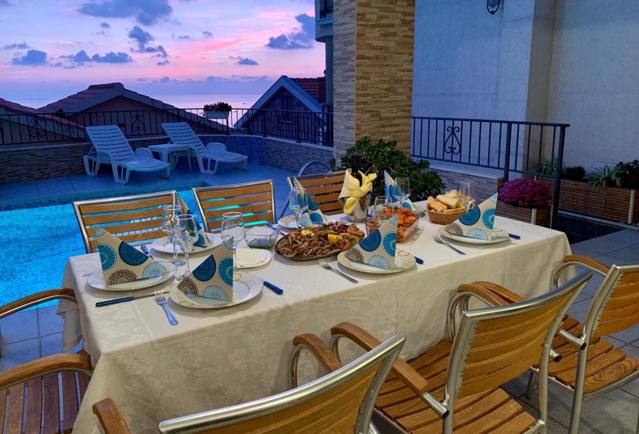 Apartments Leut 스베티스테판 외부 사진
