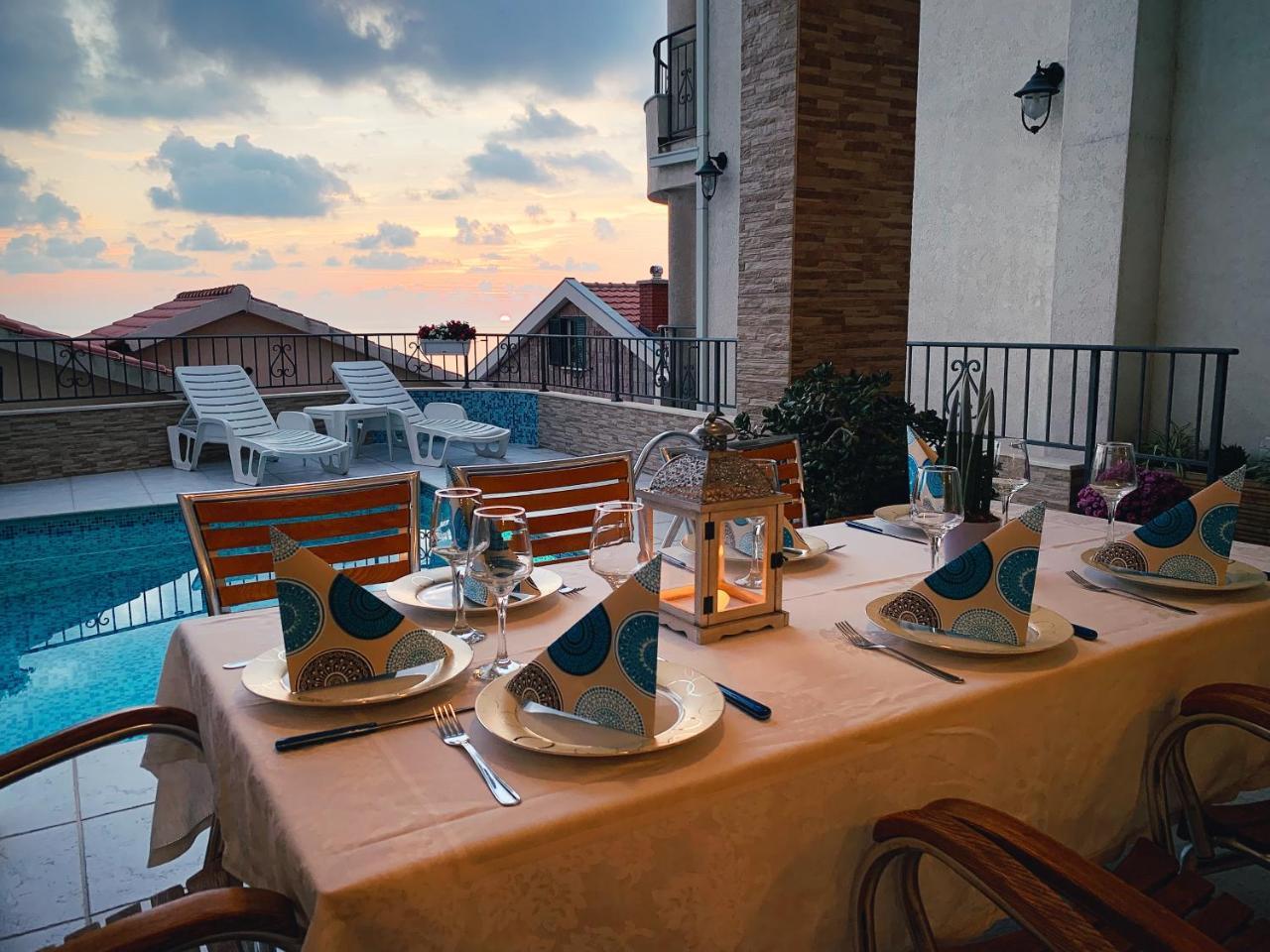 Apartments Leut 스베티스테판 외부 사진