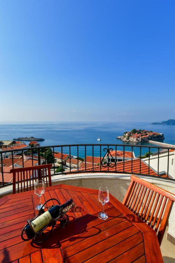 Apartments Leut 스베티스테판 객실 사진